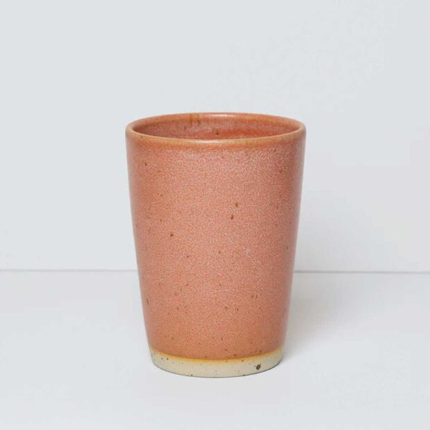 Billede af Tall Cup | Rhubarb Fra Bornholms Keramikfabrik