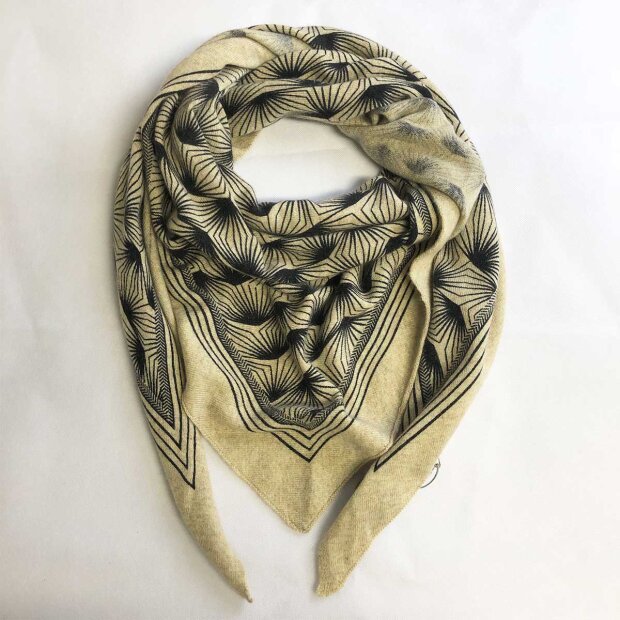Billede af Holly Scarf | Mustard Melange Fra Gauge & Ply