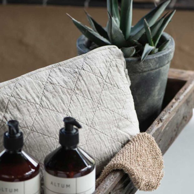 IB LAURSEN - TOILETTASKE QUILTET | LINEN