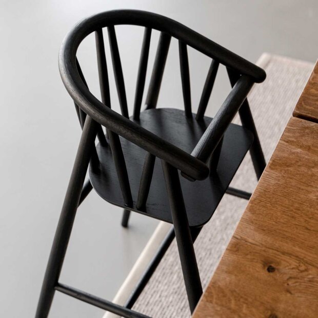 OAKLINGS - SAGA HØJ STOL SORT RØGET EG