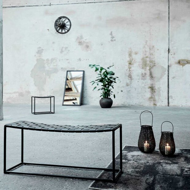 MUUBS - SOHO BÆNK 100X42X31 CM | SORT