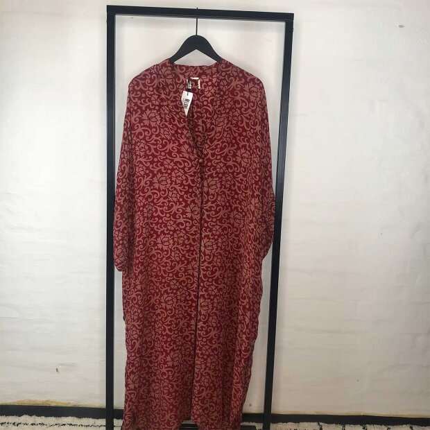 Billede af Nelly Dress | Rød Fra Relove And Roses