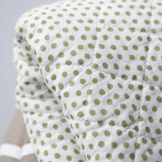 IB LAURSEN - QUILTET TÆPPE M/PRIKKER | GRØN