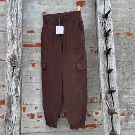 CABANA LIVING - MAGI PANTS | BRUN