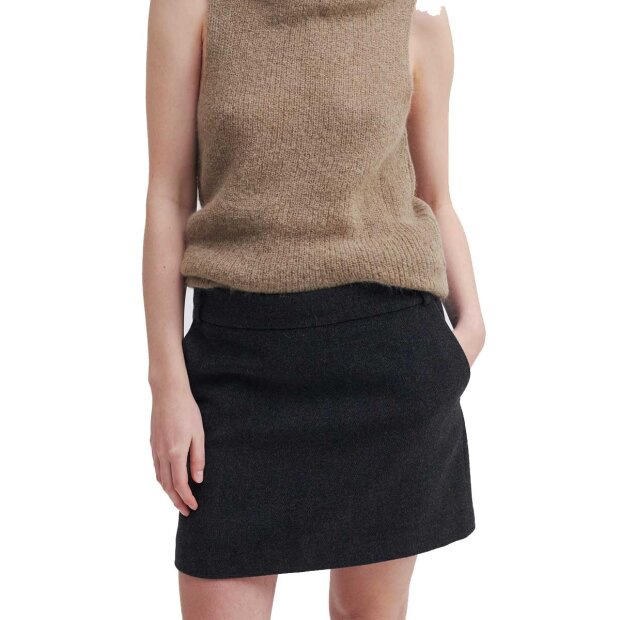 SECOND FEMALE - JAIME NEDERDEL | DARK GREY MELANGE