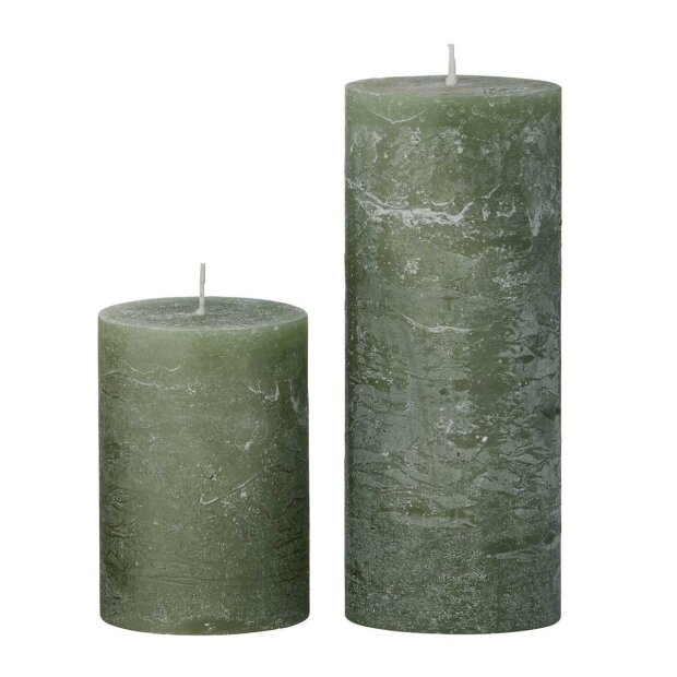 COZY LIVING - RUSTIC CANDLE 10X15 - 120 TIMER | FOREST GREEN