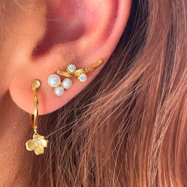 STINE A - FLOW EARRING WITH TWO STONES 1 STK. | FORGYLDT