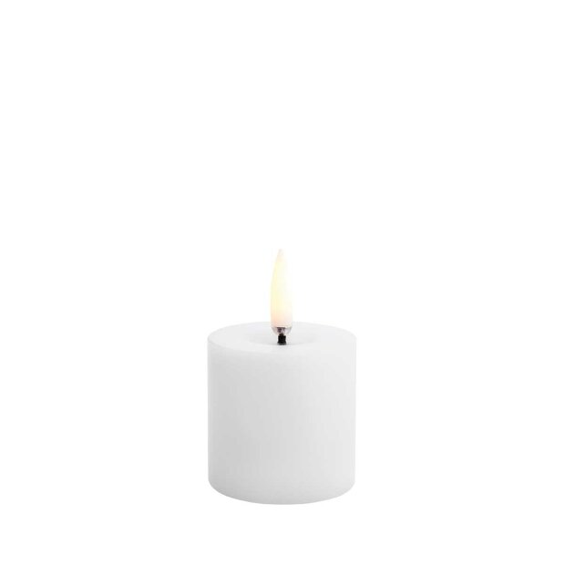 Billede af Pillar Candle, 5 x 4,5 Cm | Hvid Fra Uyuni