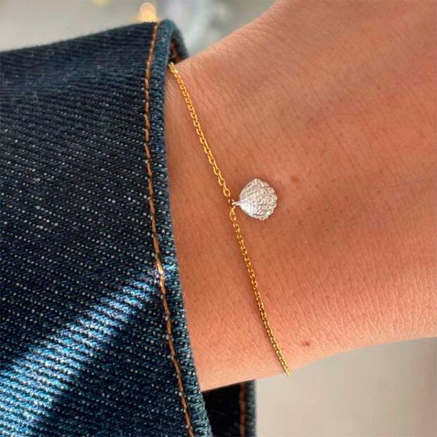 STINE A - TRES PETIT VINTAGE SHELL ARMBÅND | FORGYLDT