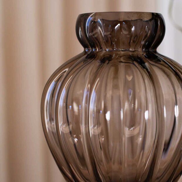 SPECKTRUM - AUDREY VASE - MEDIUM 25X20 CM | SMOKEY  BROWN
