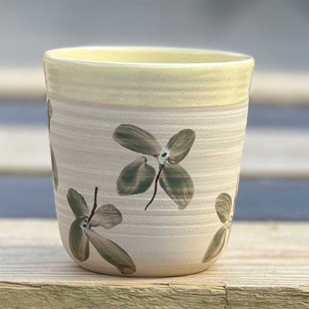 Billede af Mug H9xd8 Cm | Firkløver/gul Fra Stinemei Keramik