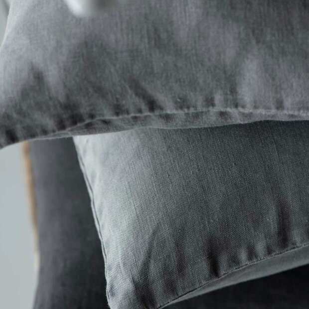 IB LAURSEN - PUDE INKL. FYLD 50X50 CM | SMOKE