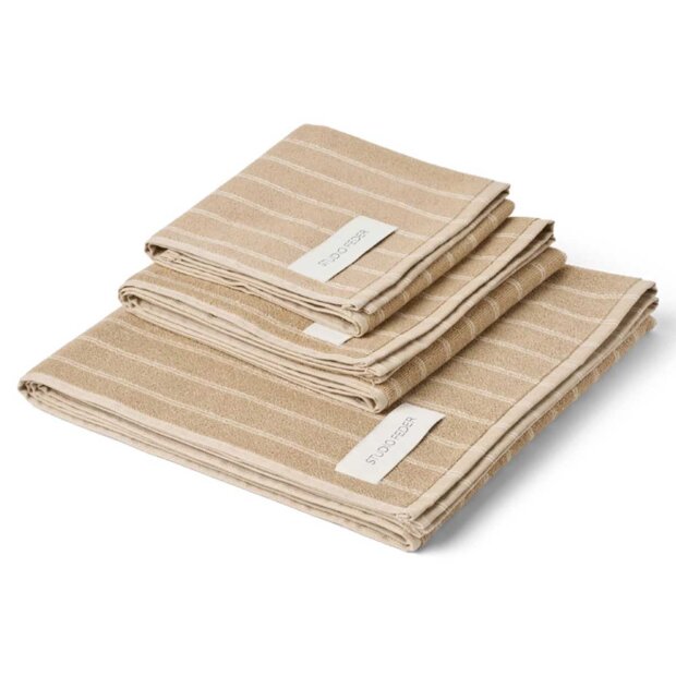 STUDIO FEDER - UNA HÅNDKLÆDE 40X60 CM | SAND BEIGE RAIN