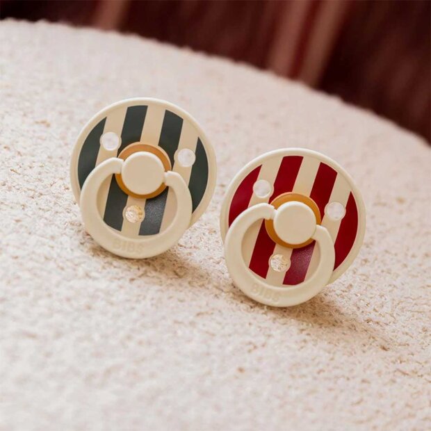 BIBS - 2-PAK - STUDIO - RUND - STR. 2 | RUBY/PINE