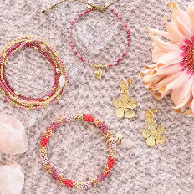 A BEAUTIFUL STORY - GIFTED ROSE QUARTZ ARMBÅND